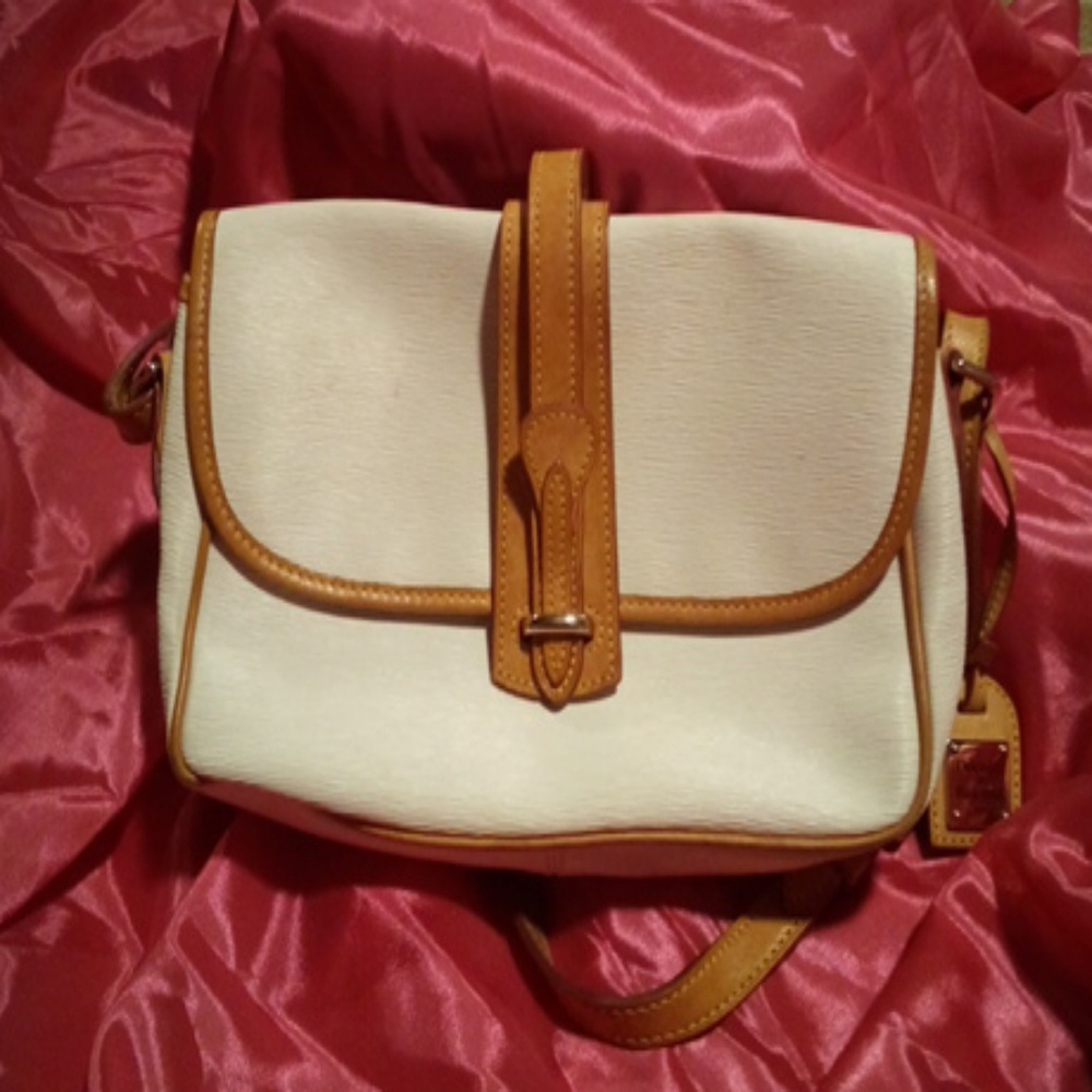 White & Tan Dooney & Bourke purse